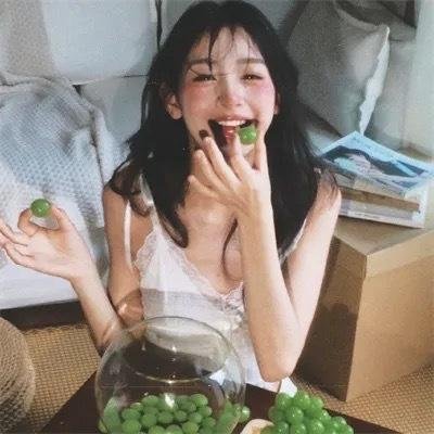 美女来了